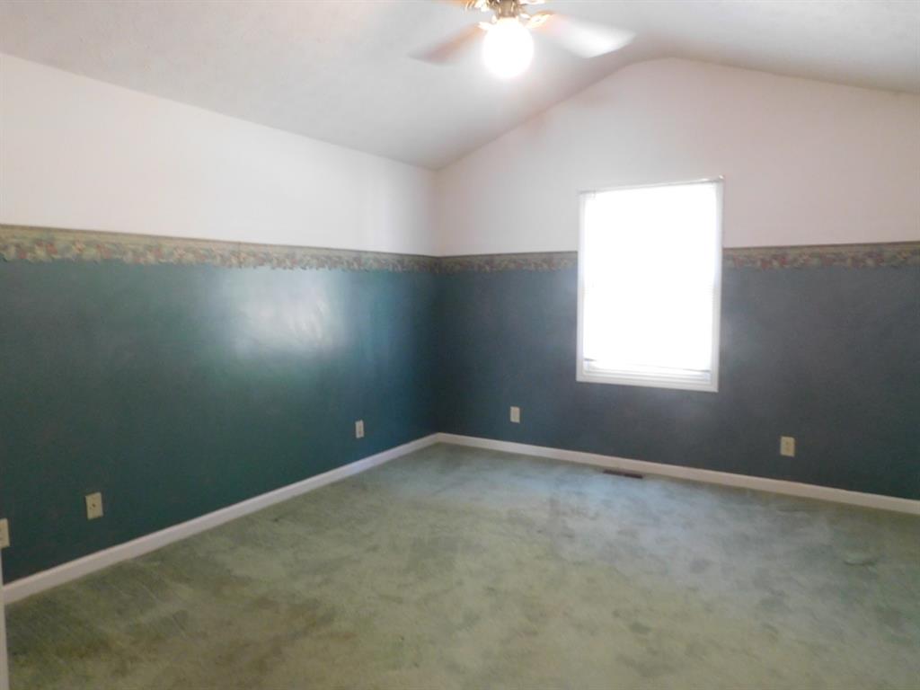 10901 West Georgetown Road Columbus, IN 47201 - Photo 26 of 45