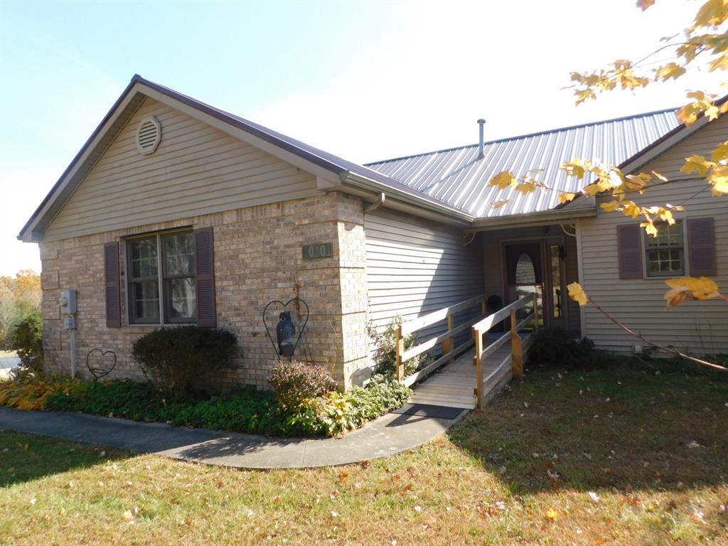10901 West Georgetown Road Columbus, IN 47201 - Photo 4 of 45