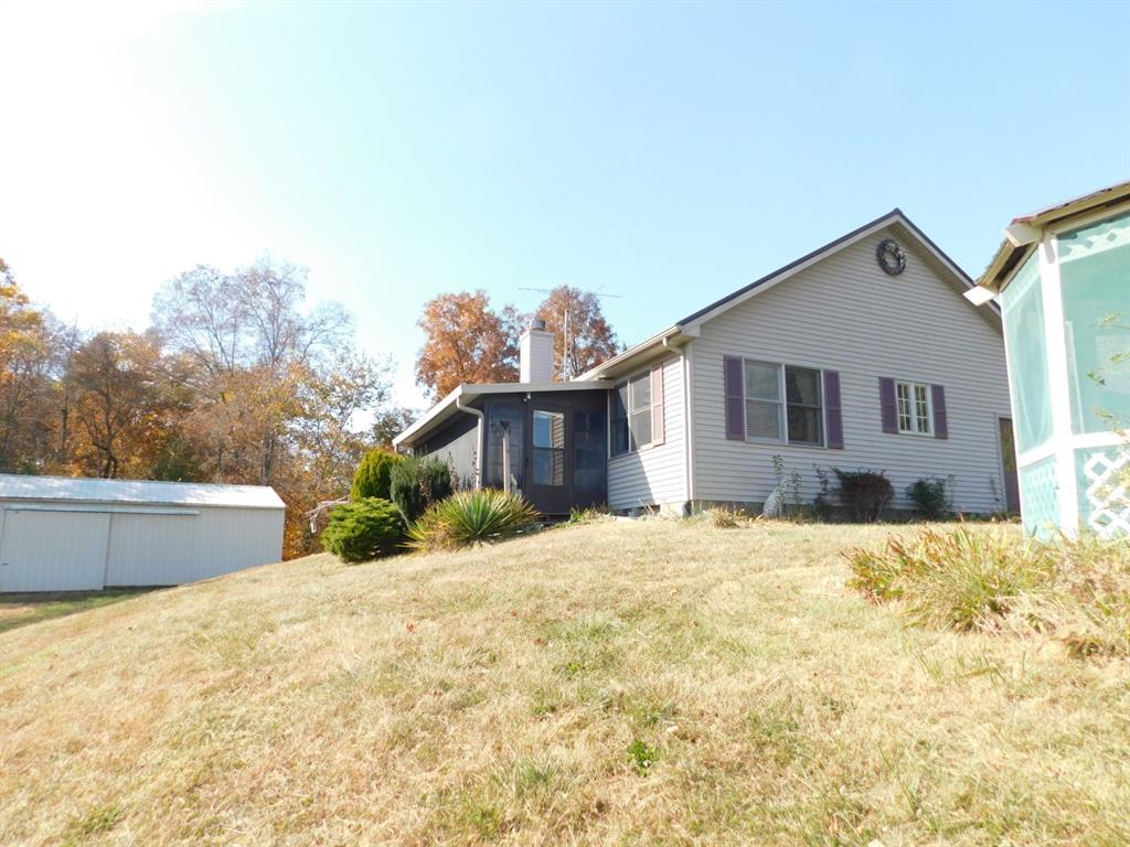 10901 West Georgetown Road Columbus, IN 47201 - Photo 8 of 45