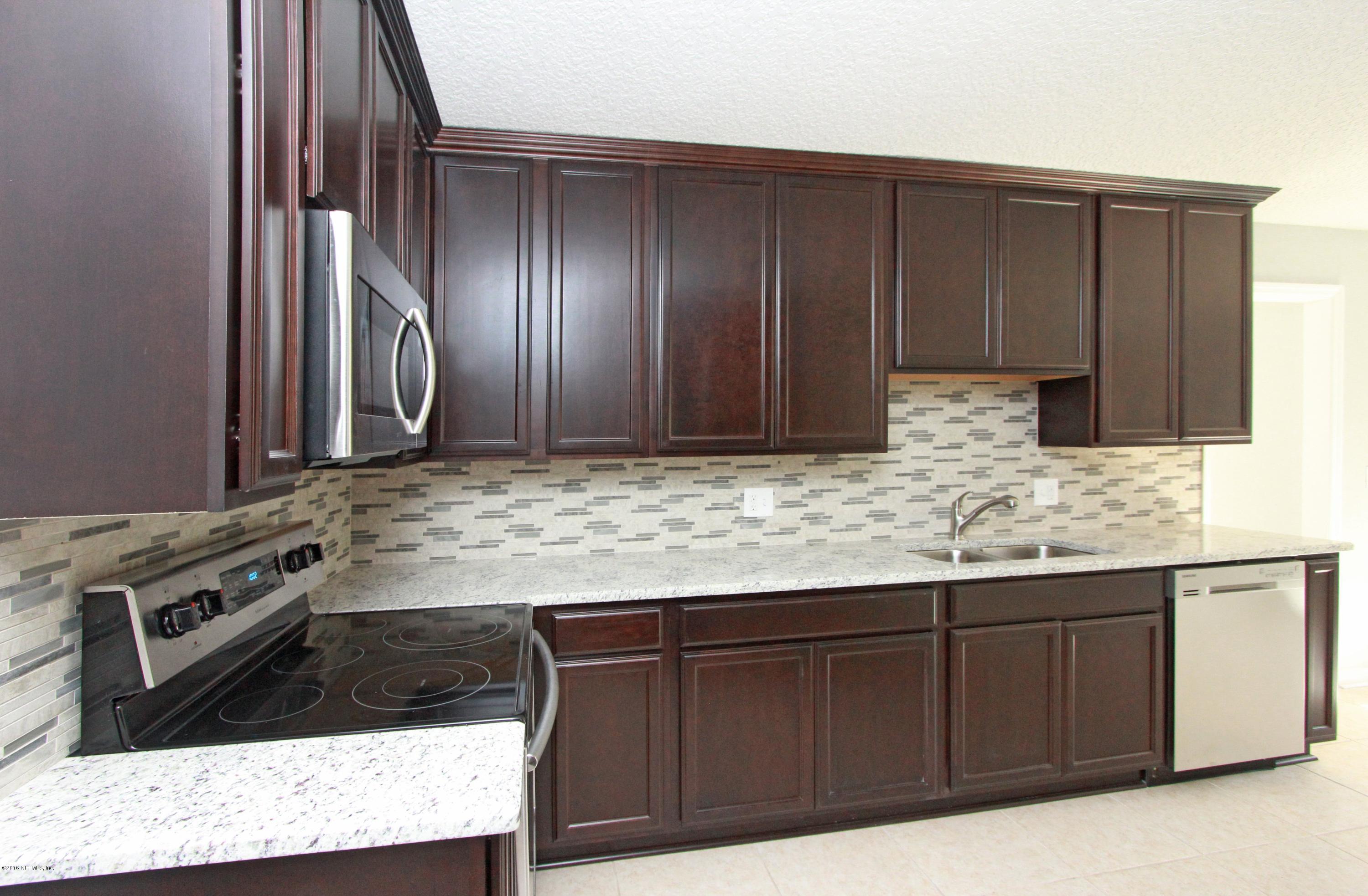 292 Foxridge Road Orange Park, FL 32065 - Photo 7 of 25 KITCHEN