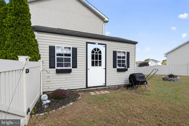 $409,999 | 71 Fairground Avenue, Taneytown, MD 21787