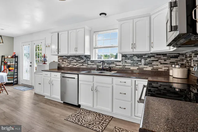 $409,999 | 71 Fairground Avenue, Taneytown, MD 21787