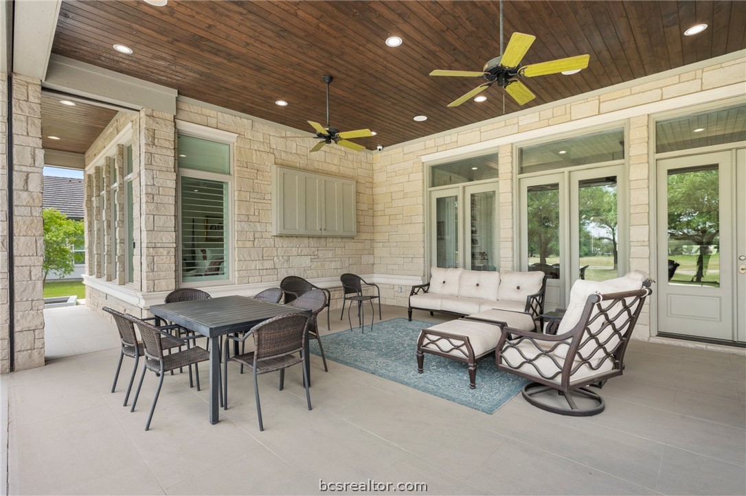 5108 Inverness Drive Bryan, TX 77802 - Photo 30 of 39 Gallery Image 30