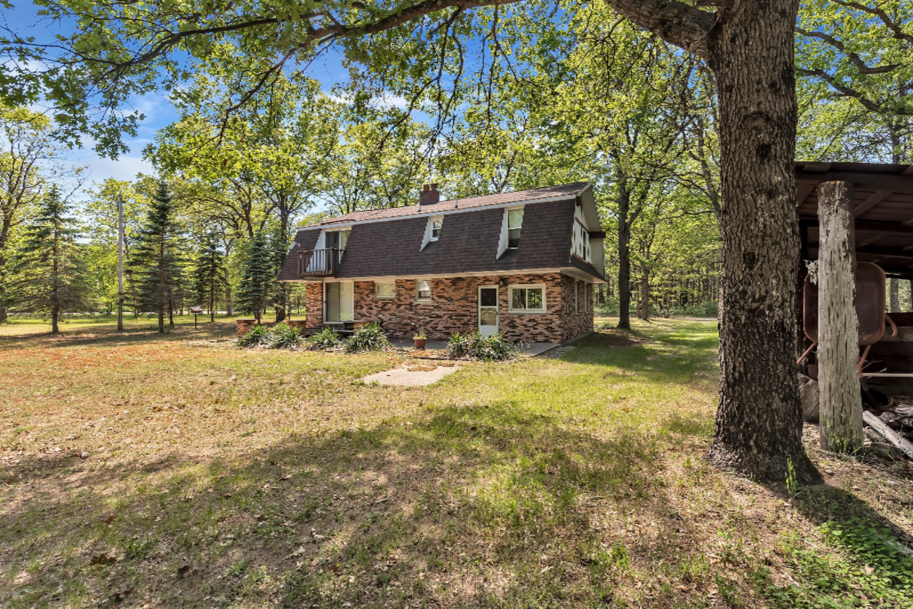 511 Huff Road Manistee, MI 49660 - Photo 3 of 29 SW view