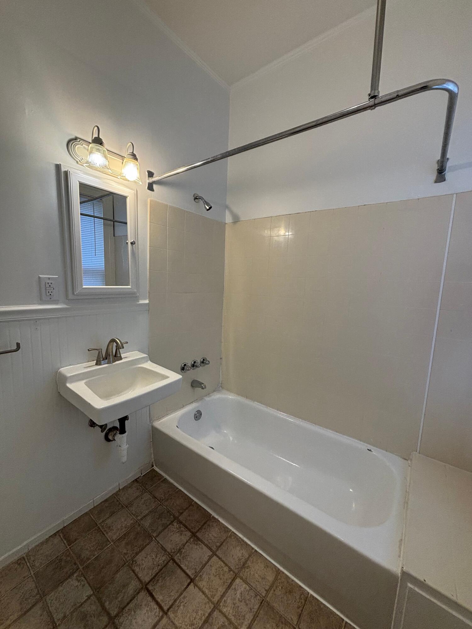 403 West Hampton Avenue, Unit B Sumter, SC 29150 - Photo 30 of 34