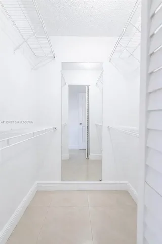 $2,200 | 2740 West 76th Street, Unit 203, Hialeah, FL 33016