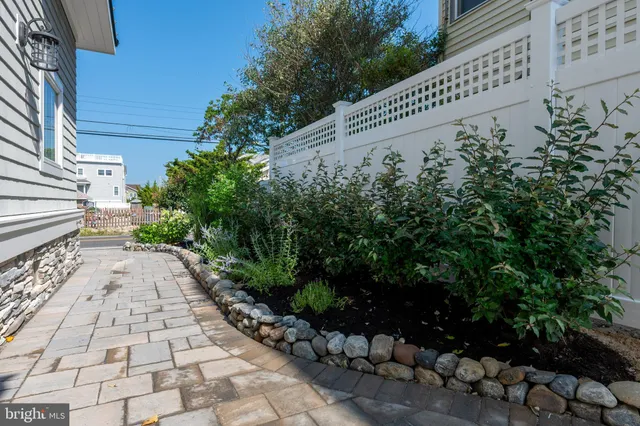 $5,599,000 | 6107 Ocean Boulevard, Long Beach Township, NJ 08008