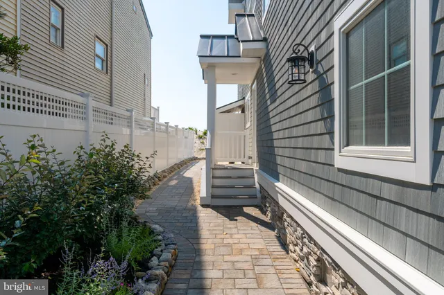 $5,599,000 | 6107 Ocean Boulevard, Long Beach Township, NJ 08008