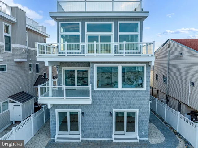 $5,599,000 | 6107 Ocean Boulevard, Long Beach Township, NJ 08008