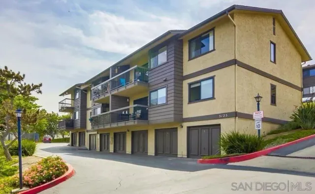 $579,000 | 5125 Fontaine Street, Unit 205, San Diego, CA 92120