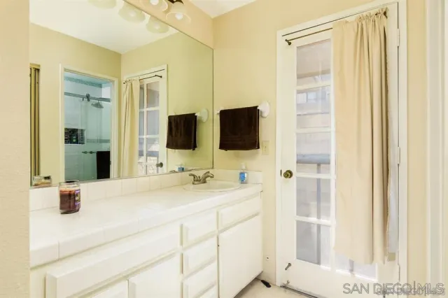 $579,000 | 5125 Fontaine Street, Unit 205, San Diego, CA 92120