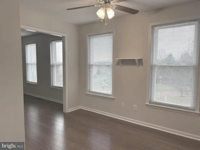 $724,900 | 33 Hummingbird Lane, Newark, DE 19711