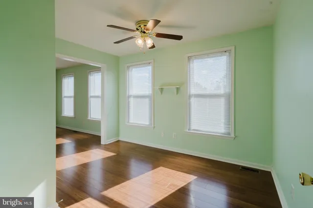 $724,900 | 33 Hummingbird Lane, Newark, DE 19711