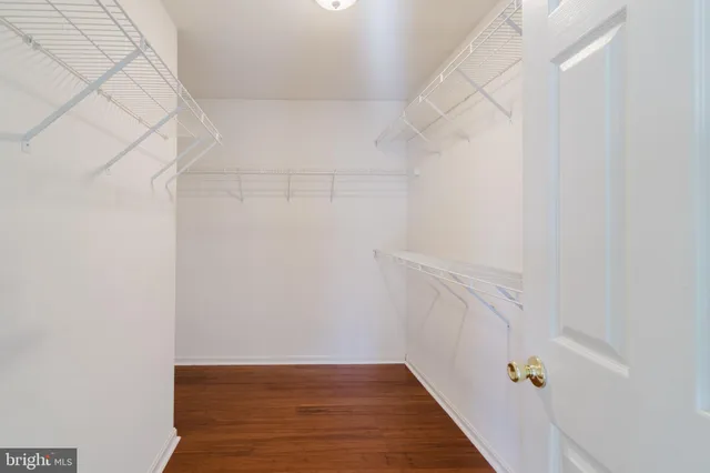 $724,900 | 33 Hummingbird Lane, Newark, DE 19711