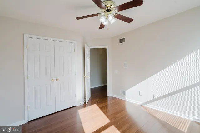 $724,900 | 33 Hummingbird Lane, Newark, DE 19711