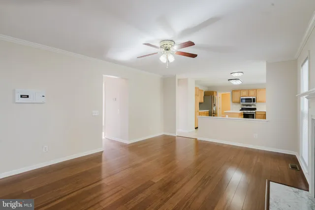 $724,900 | 33 Hummingbird Lane, Newark, DE 19711