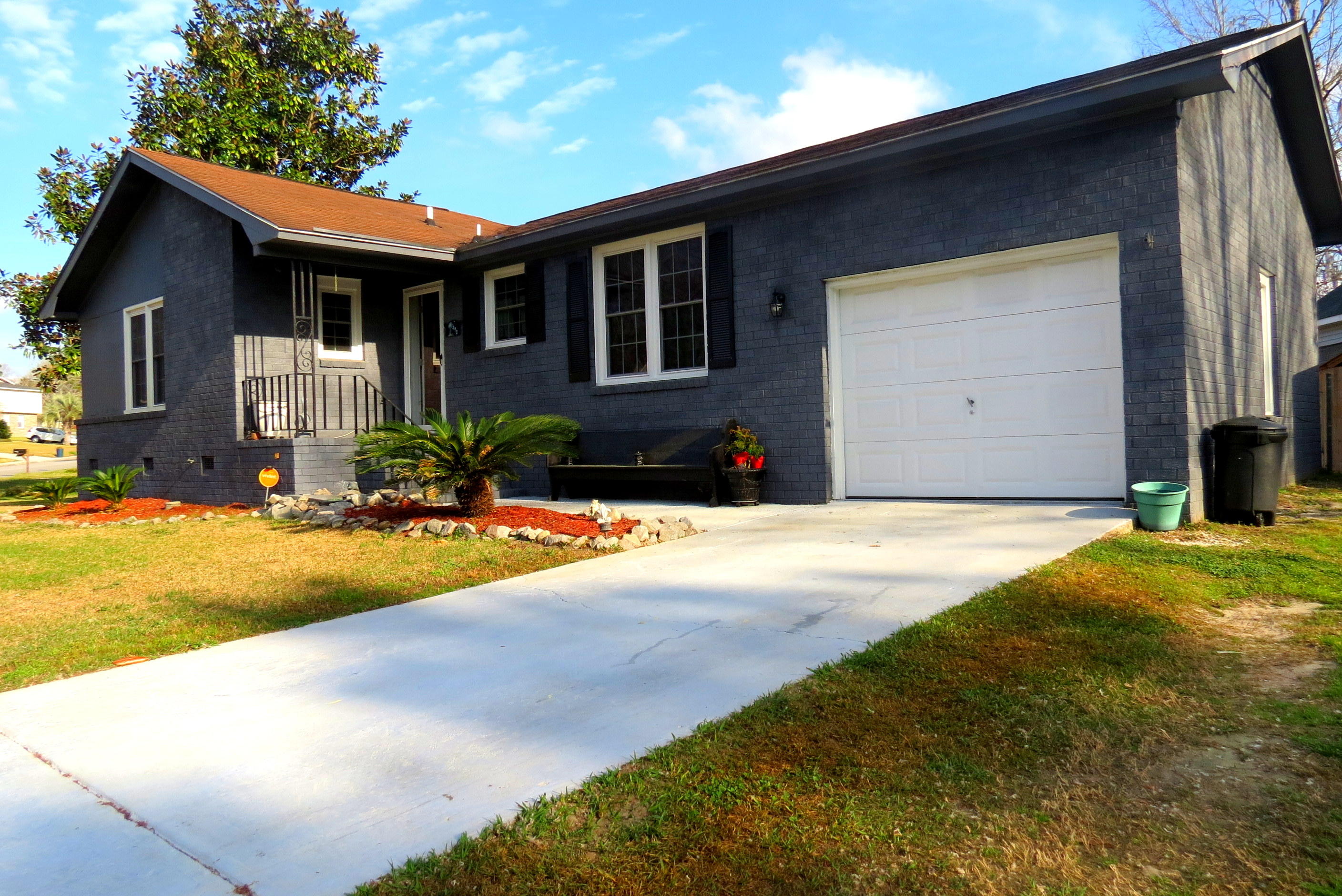 230 Trinity Place Ladson, SC 29456 - Photo 2 of 21 IMG_3613