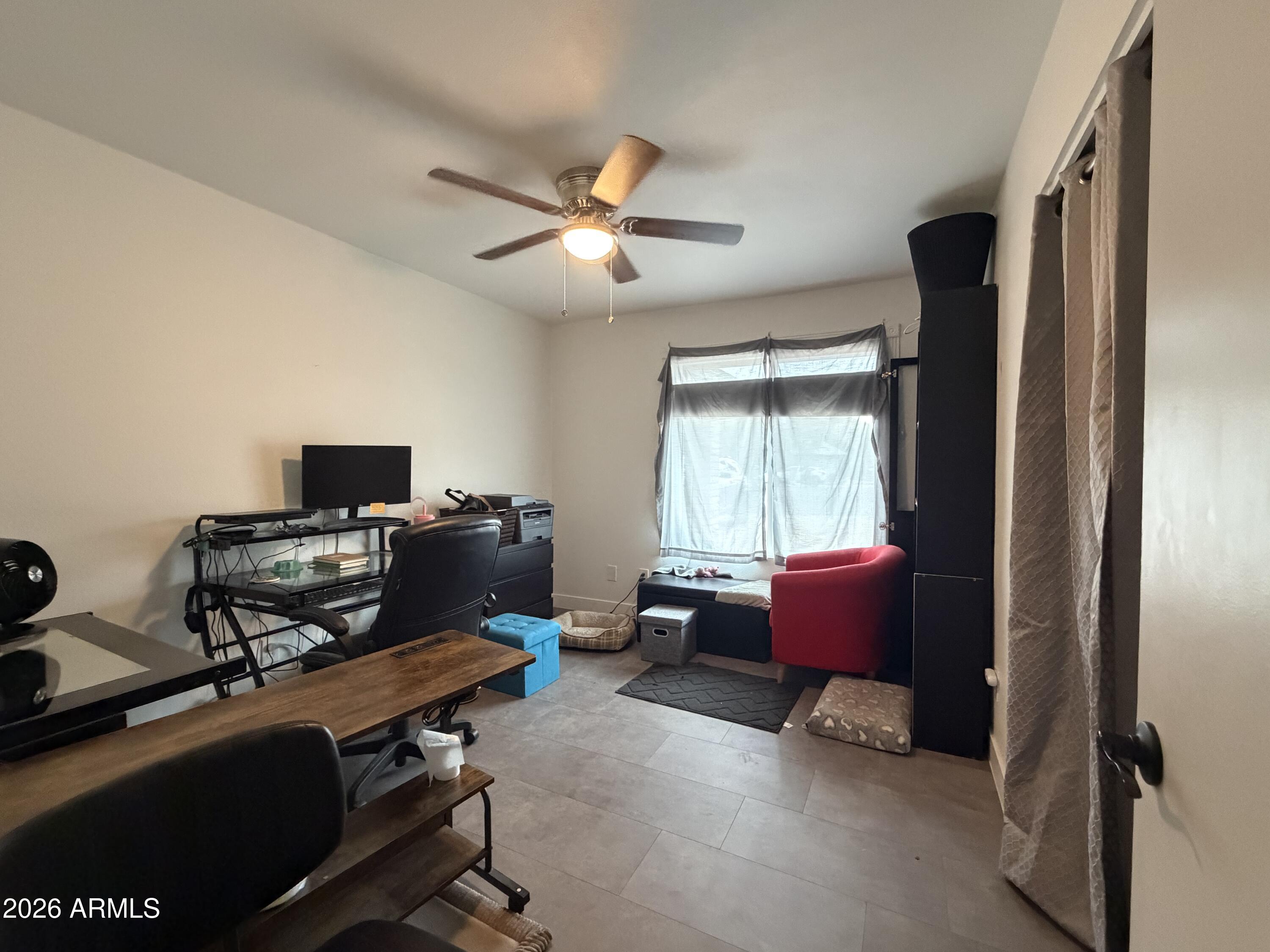 2250 East Kathleen Road Phoenix, AZ 85022 - Photo 12 of 32 IMG_4091