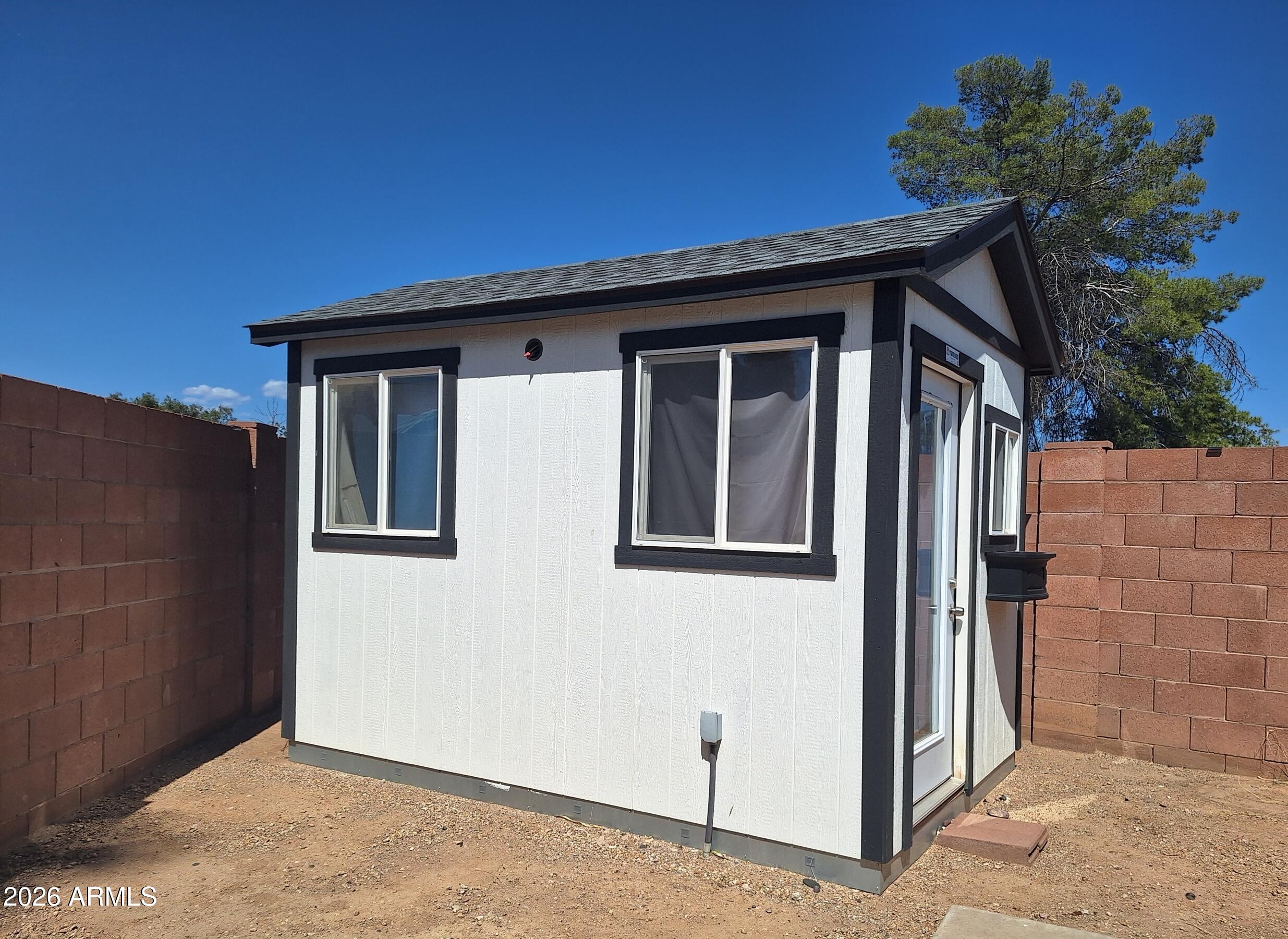 2250 East Kathleen Road Phoenix, AZ 85022 - Photo 30 of 32 20260407_tuffshed