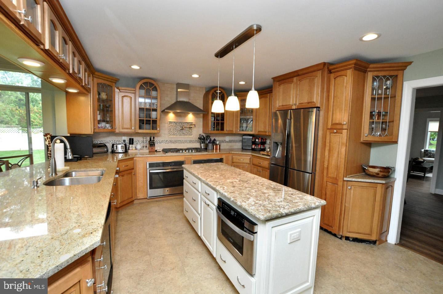 35 Roberts Drive Westampton, NJ 08060 - Photo 5 of 33