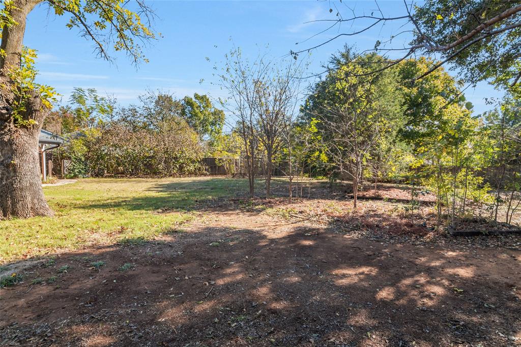 3708 Spring Meadow Lane Flower Mound, TX 75028 - Photo 38 of 39