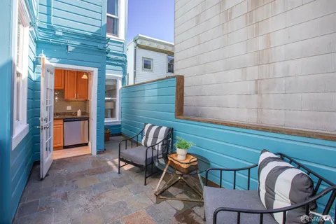 $895,000 | 1239 6th Avenue, San Francisco, CA 94122