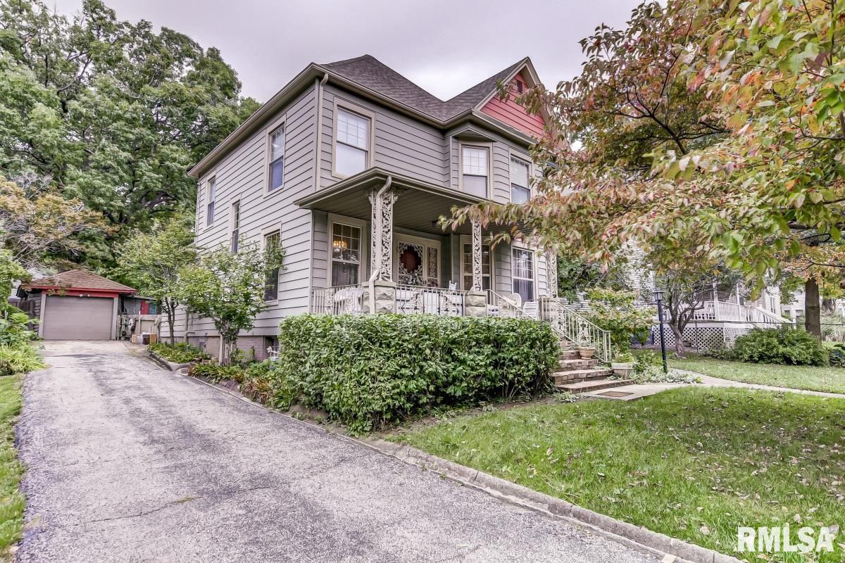 309 East Keys Avenue Springfield, IL 62702 - Photo 1 of 40