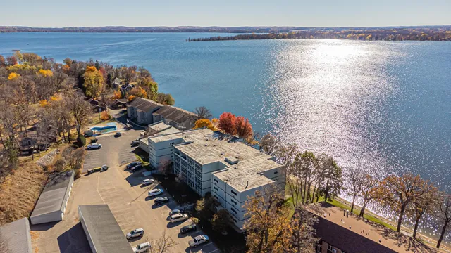 $494,000 | 315 Park Lake Boulevard, Unit 414, Detroit Lakes, MN 56501