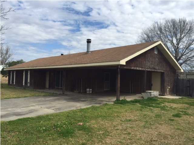 215 Interlude Road New Iberia, LA 70563 - Photo 1 of 3 Primary Photo