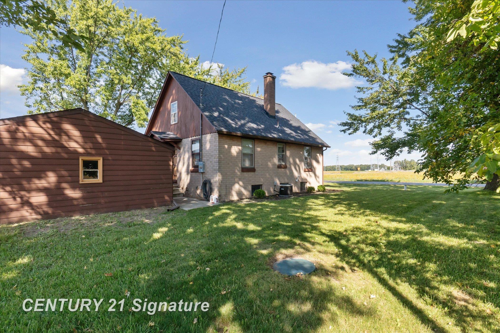 5990 North Gleaner Road Freeland, MI 48623 - Photo 30 of 35