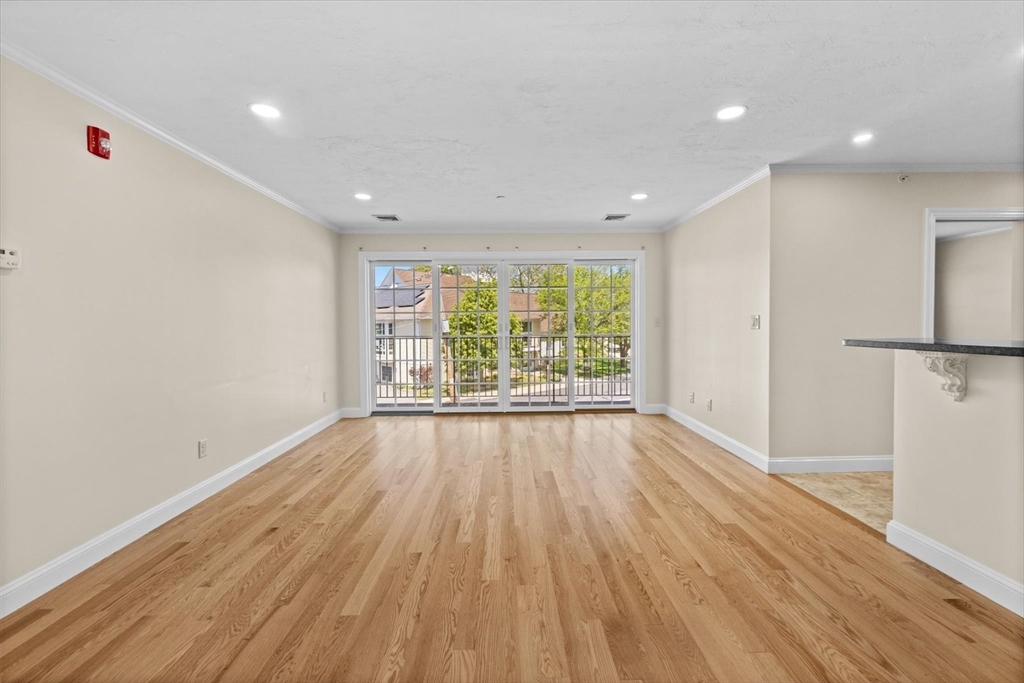 57 Dedham Avenue, Unit 201 Needham, MA 02492 - Photo 9 of 29