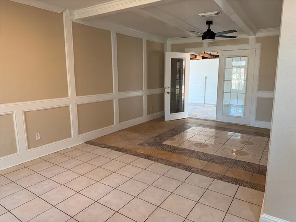 a view of empty room