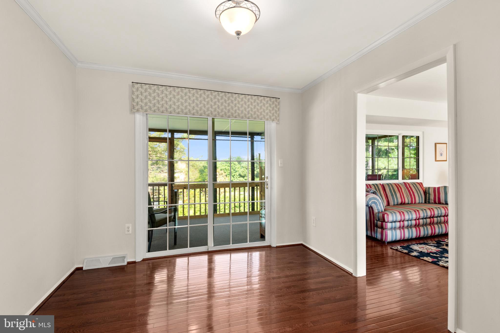 4214 High Ridge Road Haymarket, VA 20169 - Photo 11 of 55 Dining Room