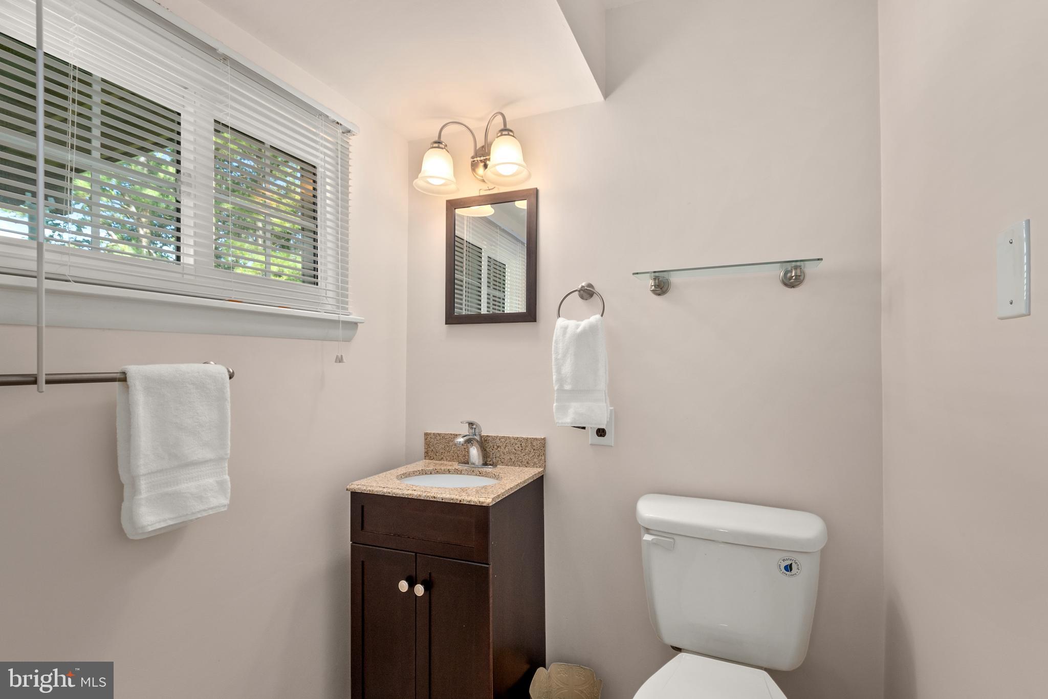 4214 High Ridge Road Haymarket, VA 20169 - Photo 41 of 55 Half Bath