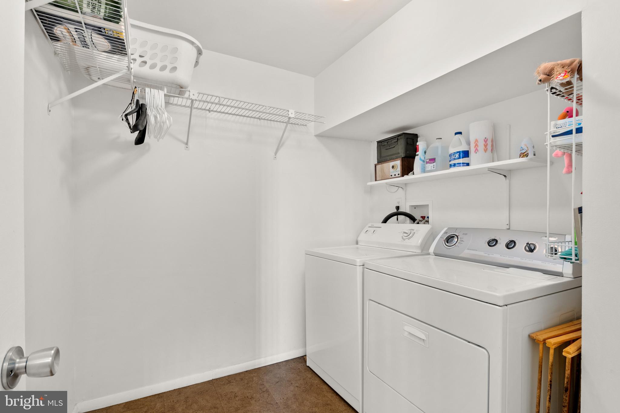 4214 High Ridge Road Haymarket, VA 20169 - Photo 42 of 55 Laundry Room