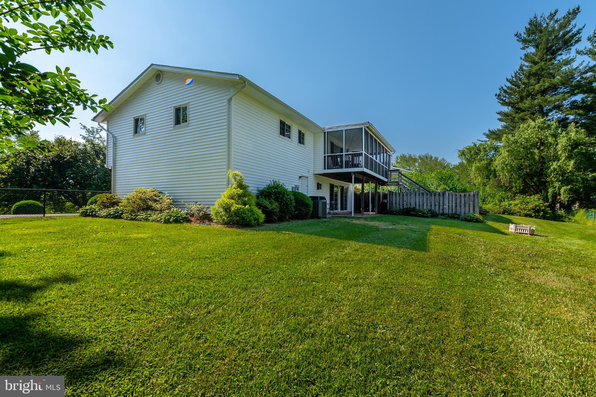 4214 High Ridge Road Haymarket, VA 20169 - Photo 49 of 55 Backyard