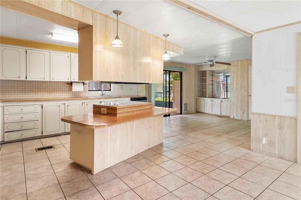 48 Quail Court Ellenton, FL 34222 - Photo 15 of 64