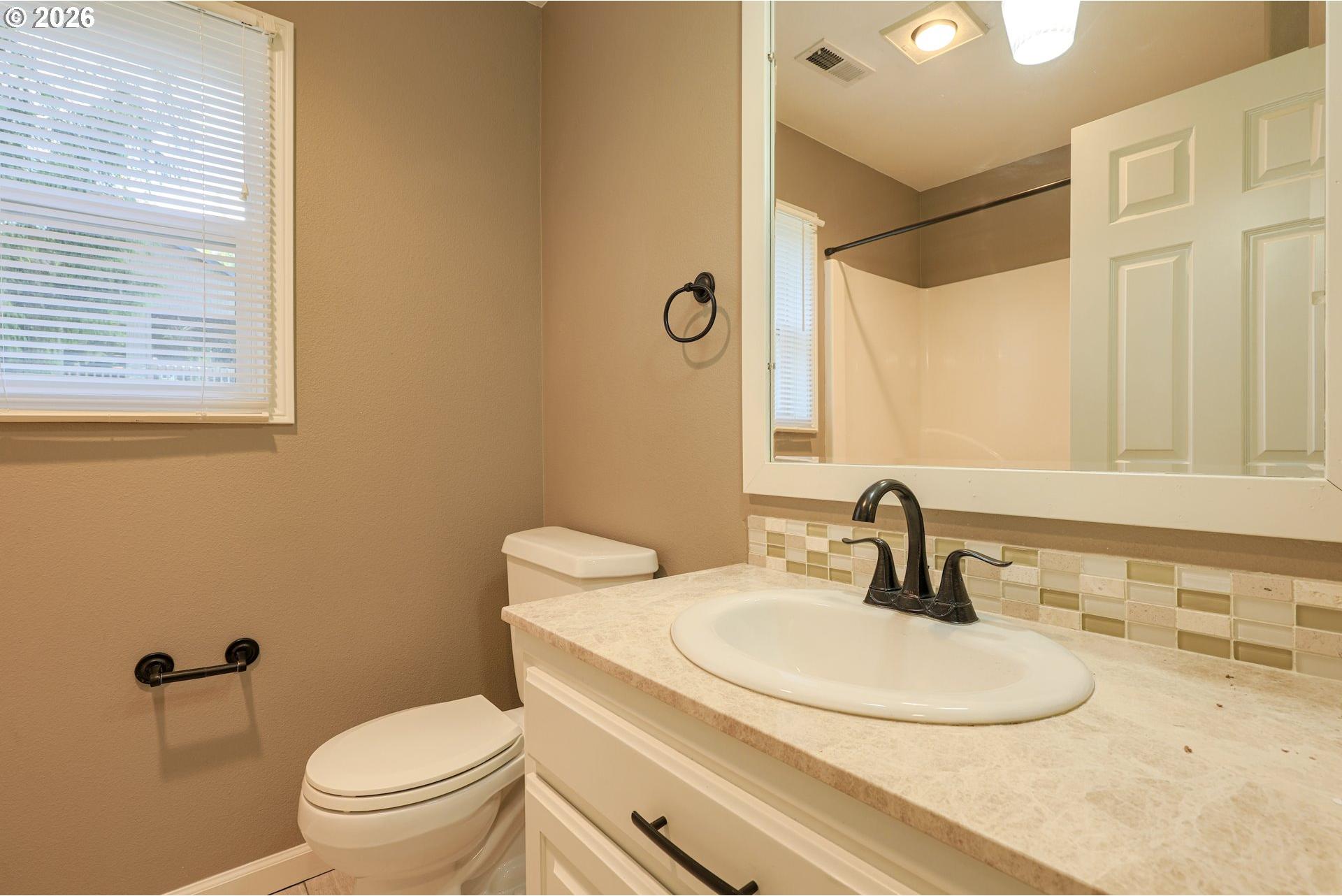7632 Southwest Ruby Terrace Portland, OR 97219 - Photo 17 of 19 Gallery Image 17