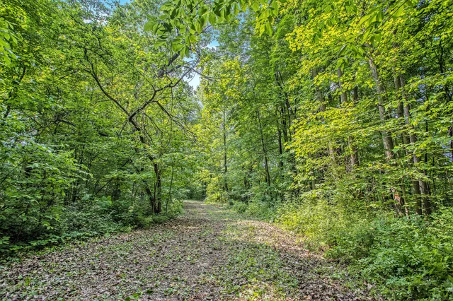 $1,500,000 | 354 County Road 354, Lawton, MI 49065