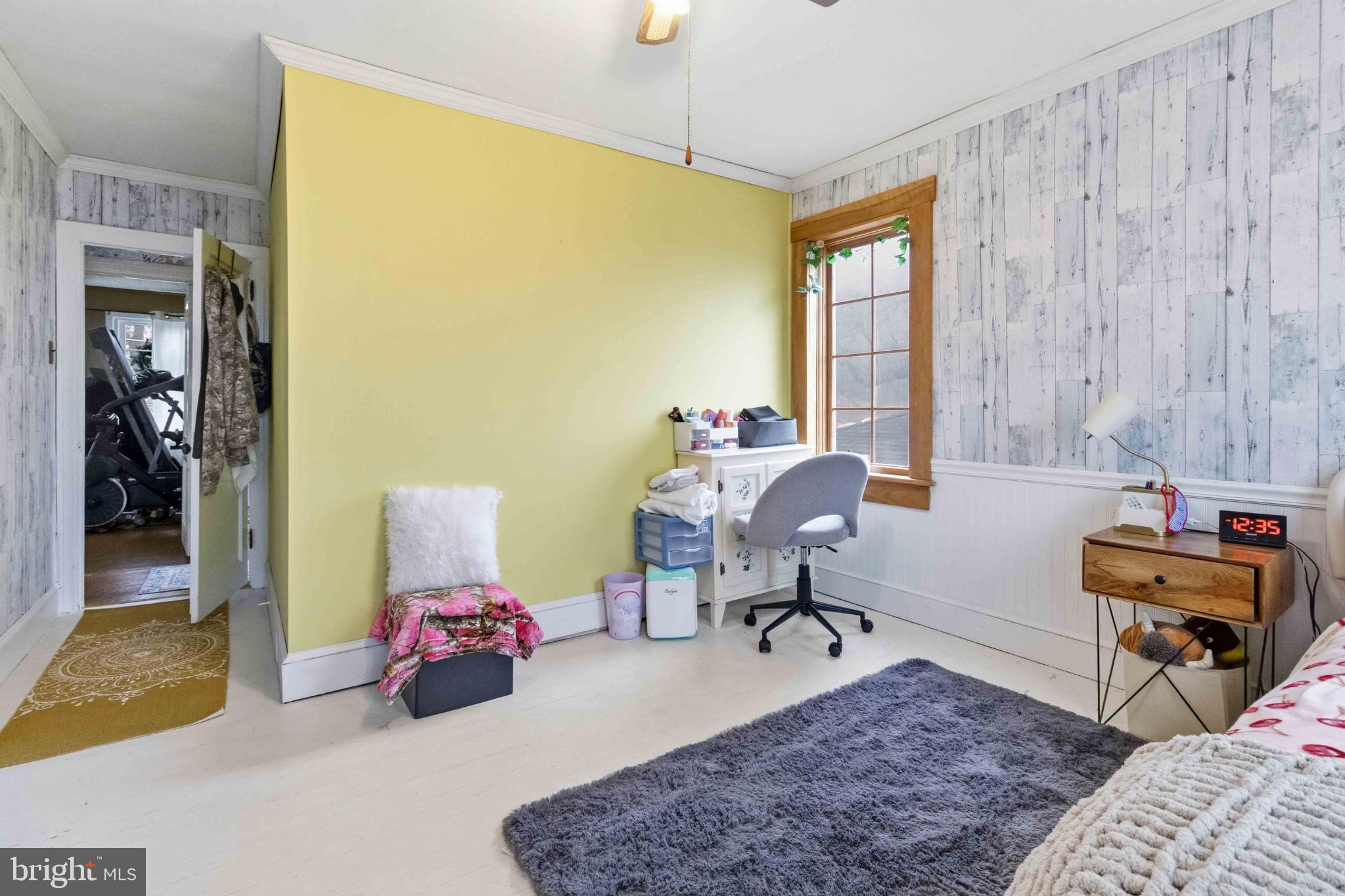 38 State Road Barnesville, PA 18214 - Photo 25 of 46 a living room with furniture and a window