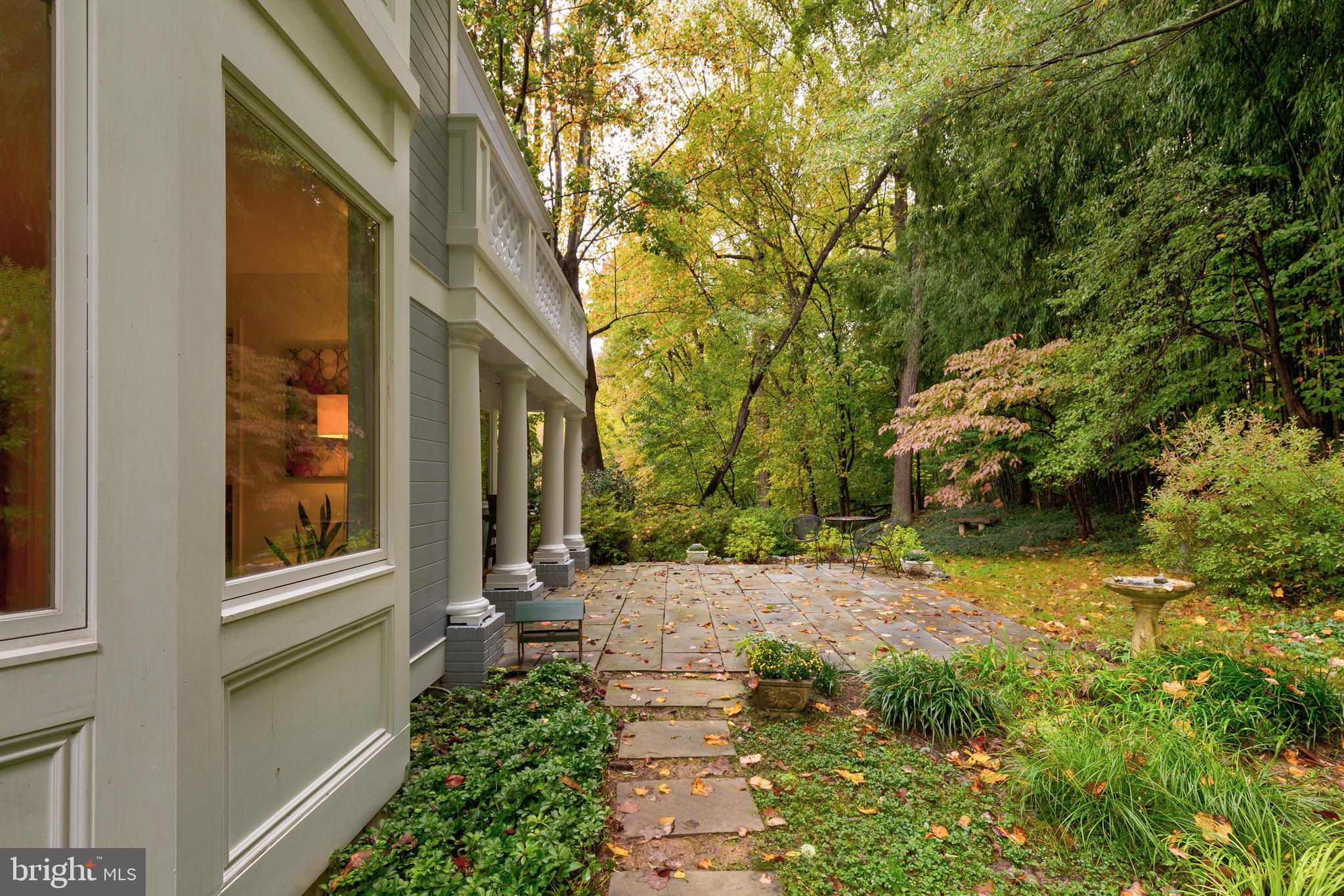 6524 East Halbert Road Bethesda, MD 20817 - Photo 3 of 68 Gallery Image 3