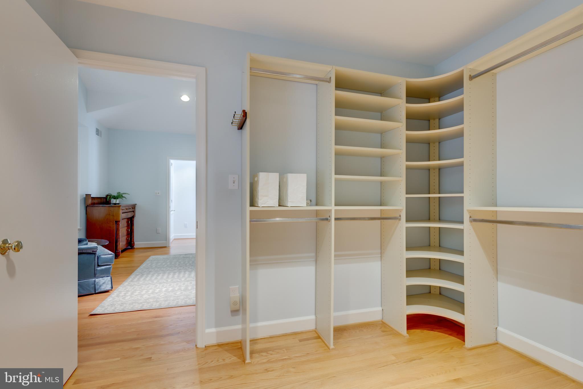 6524 East Halbert Road Bethesda, MD 20817 - Photo 44 of 68 Gallery Image 44