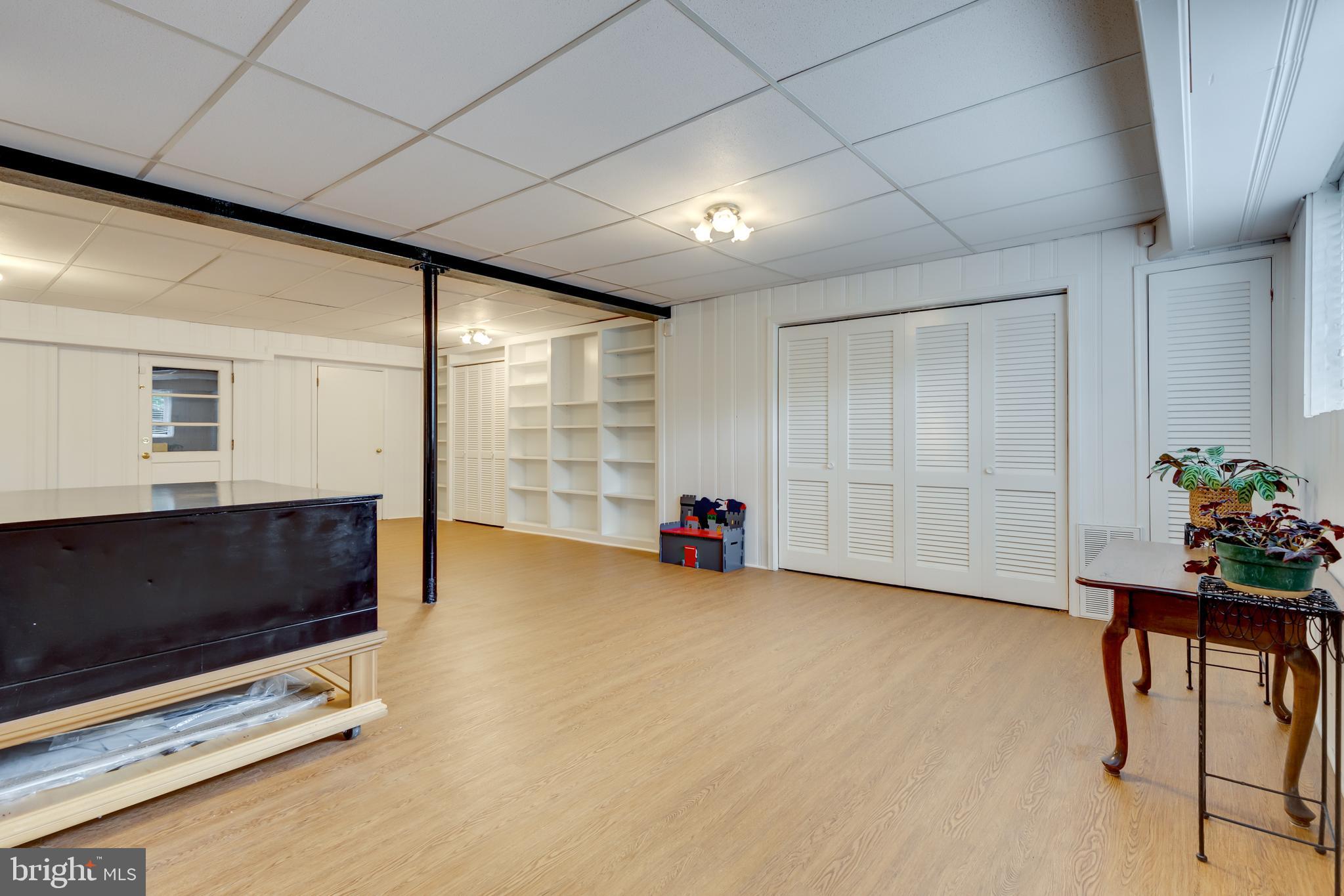 6524 East Halbert Road Bethesda, MD 20817 - Photo 54 of 68 Gallery Image 54
