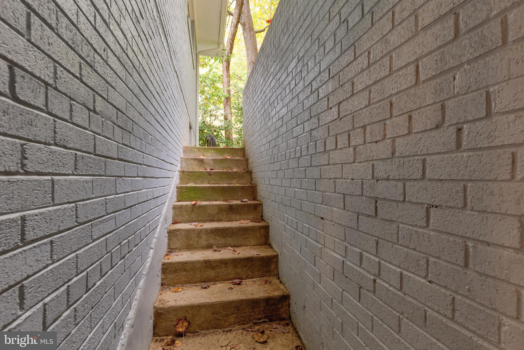6524 East Halbert Road Bethesda, MD 20817 - Photo 65 of 68 Gallery Image 65