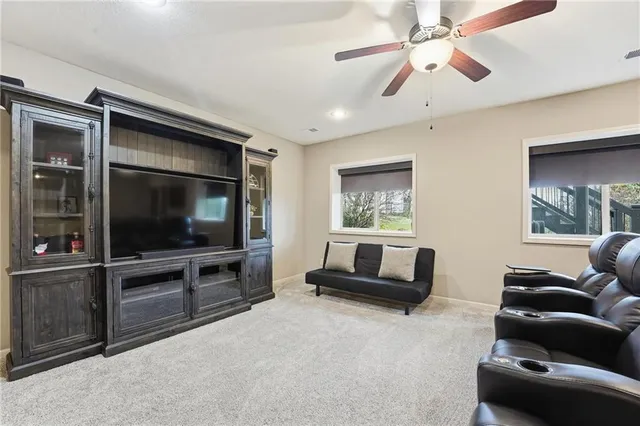 $625,000 | 5920 South National Drive, Parkville, MO 64152