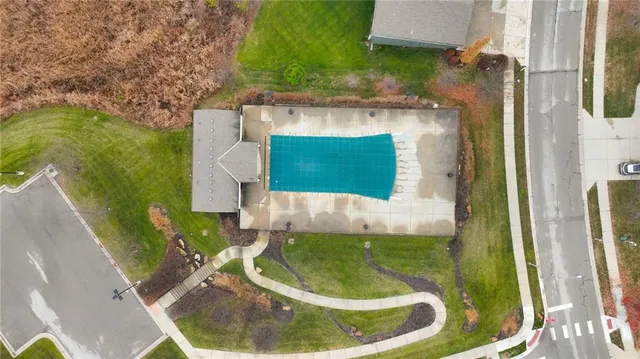 $625,000 | 5920 South National Drive, Parkville, MO 64152