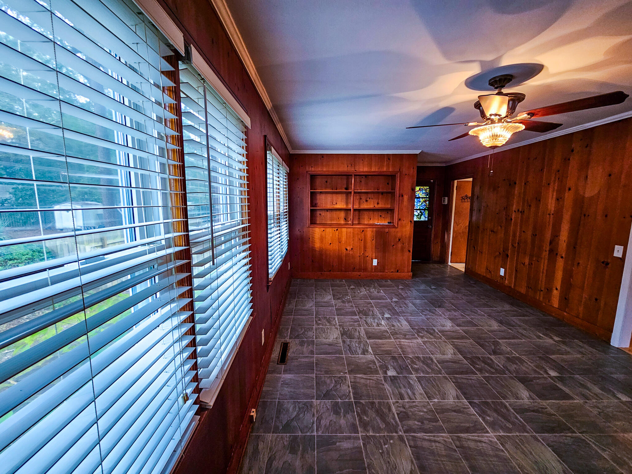 208 Holly Road Walterboro, SC 29488 - Photo 15 of 49 20251030_121108