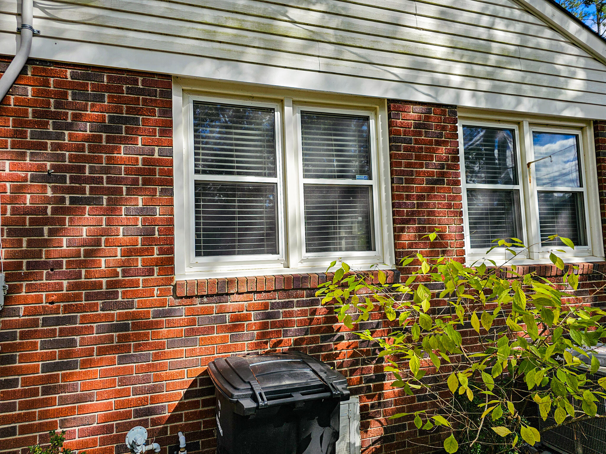 208 Holly Road Walterboro, SC 29488 - Photo 49 of 49 20251030_120613