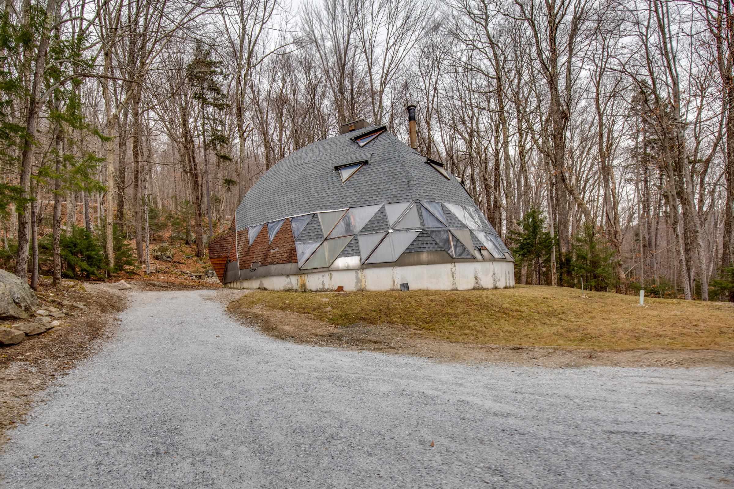 607 Rim Road Killington, VT 05751 - Photo 1 of 32