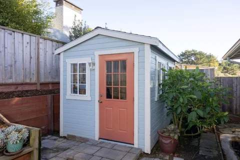 $1,248,000 | 381 11th Street, Montara, CA 94037